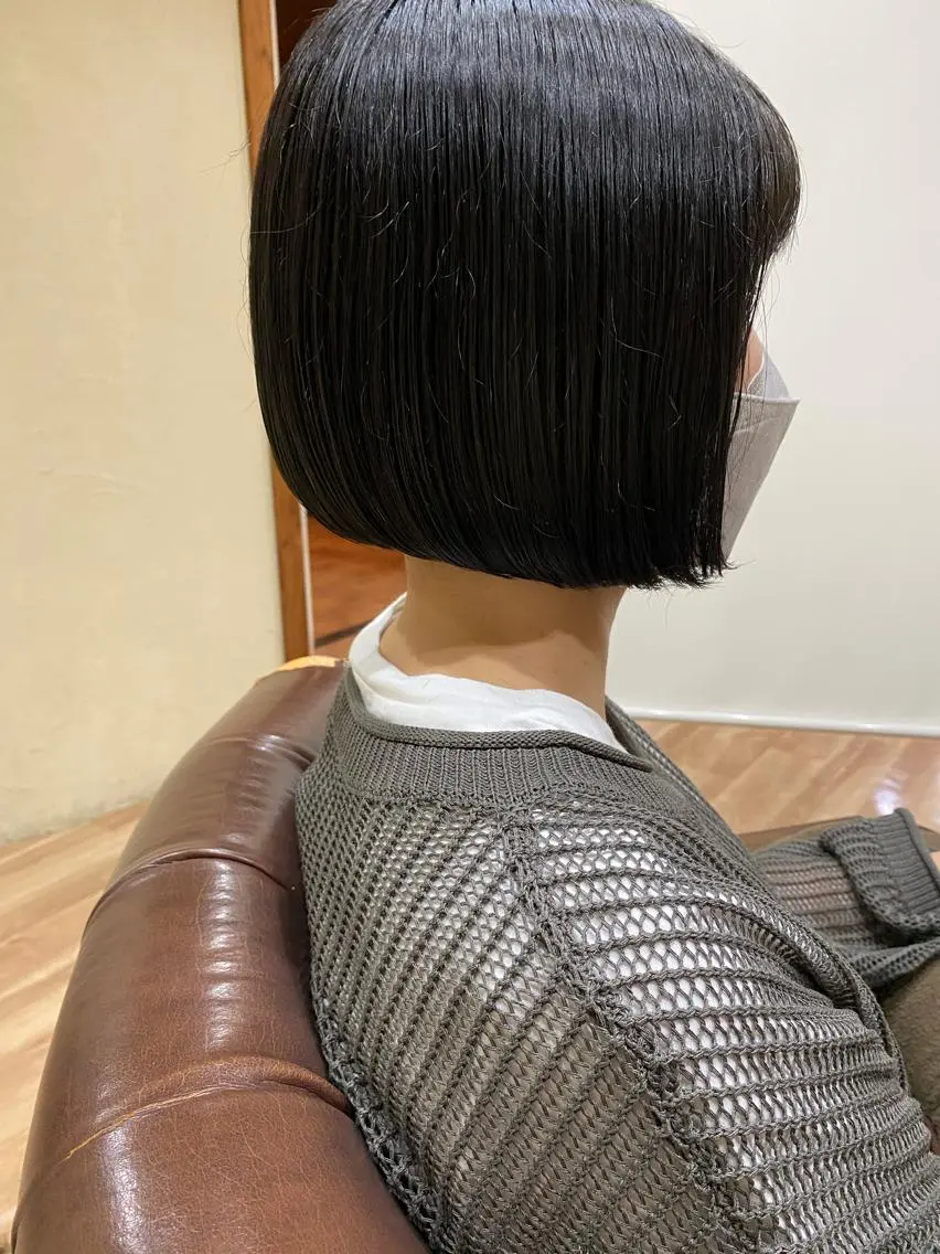 ショート ボブ 東田 恋のヘアスタイル