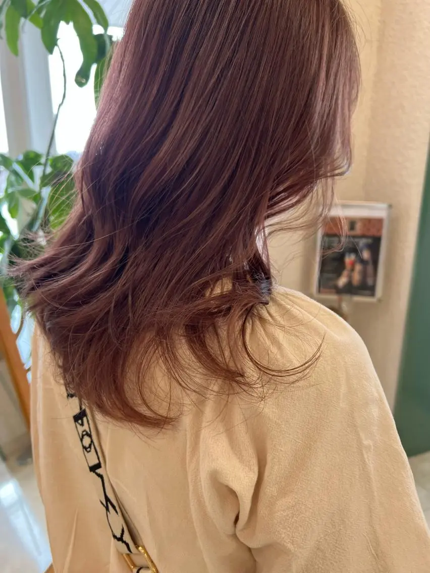 カラー ベージュカラー ピンクカラー ピンクベージュ ヘアカラー トリートメント 盛れるレイヤーカット 得意🌹井上美沙のヘアスタイル