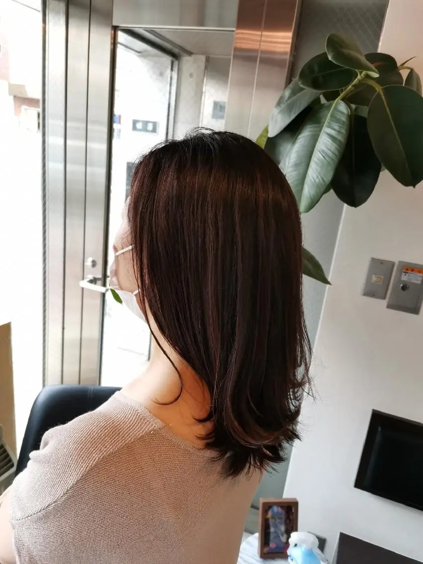 セミロング ツヤ髪ケアカラー✨ 中谷良成のヘアスタイル
