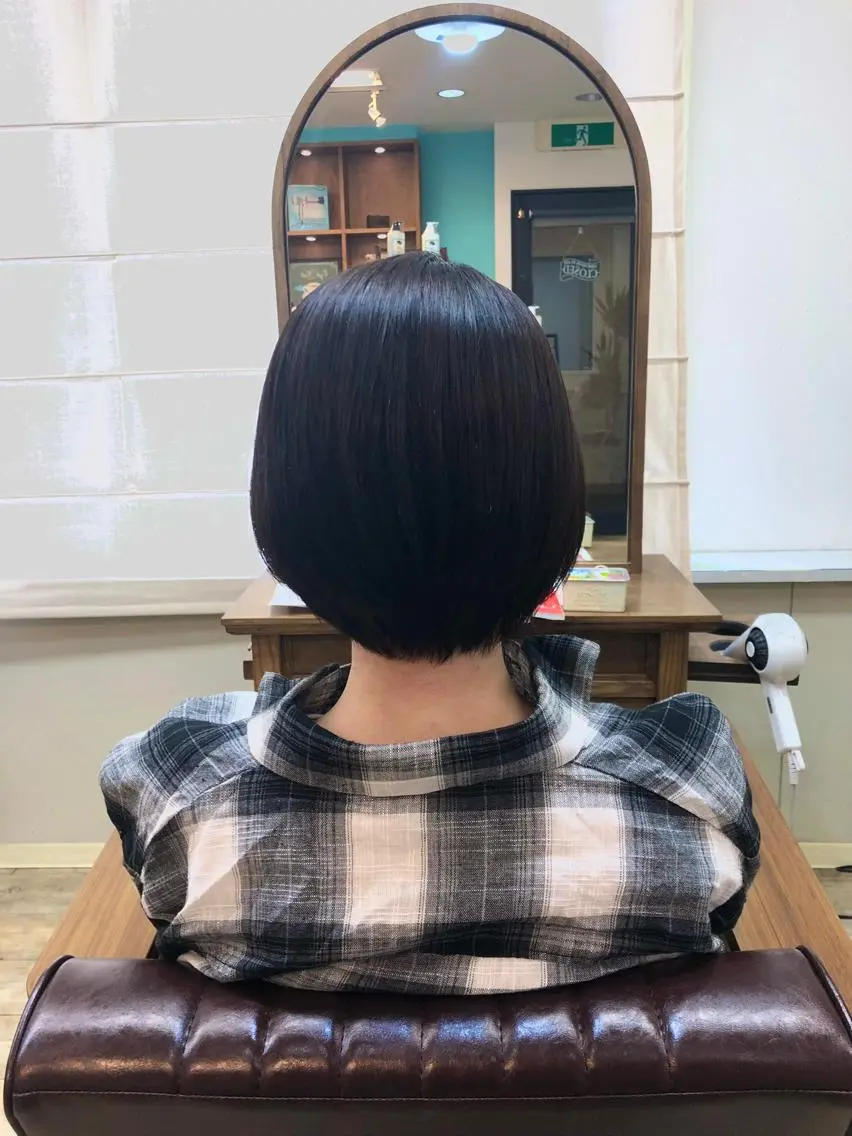 ショート 髪質改善個室サロン' 白髪ぼかし・縮毛矯正のヘアスタイル
