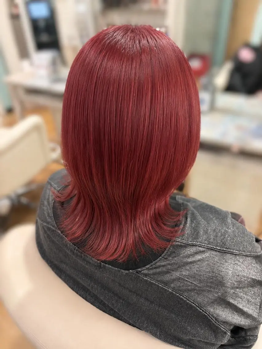 ミディアム Mirashy 成田のヘアスタイル
