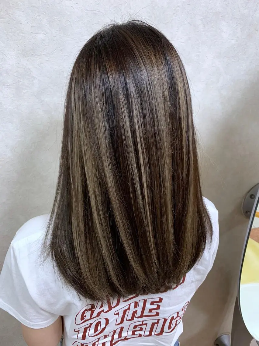 ミディアム 穐田 司樹のヘアスタイル