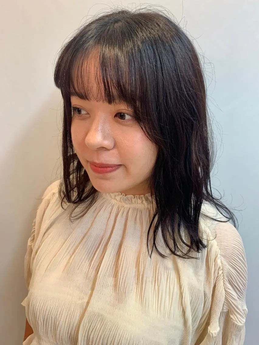 ミディアム シースルーバング 高橋 沙希のヘアスタイル