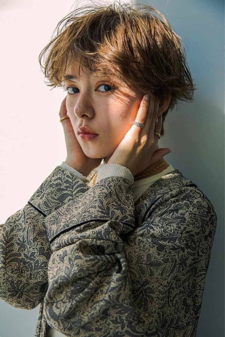 ショート カラー パーマ ヘアアレンジ ツイストスパイラルパーマ バレイヤージュ ブリーチ ケアブリーチ ダブルカラー Luana / 公式 / 大通のヘアスタイル