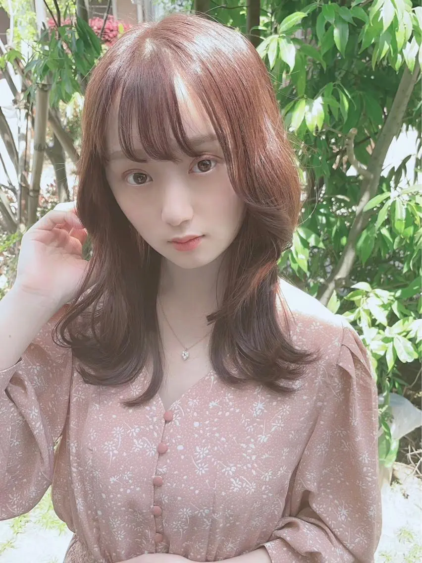 セミロング カラー パーマ ヘアアレンジ 【公式】amble luxe池袋東口🩷のヘアスタイル
