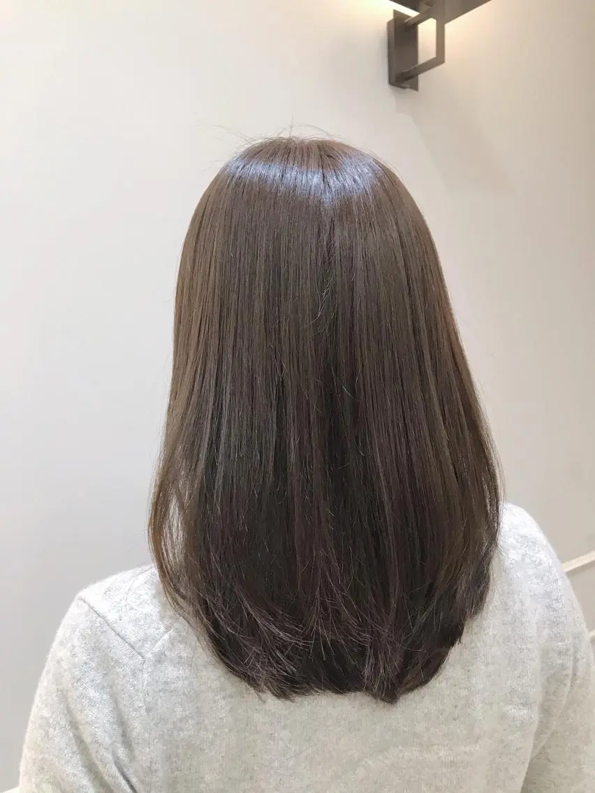 ミディアム カラー ベージュカラー オリーブベージュ 大人可愛いHair ❤︎Ayakoのヘアスタイル