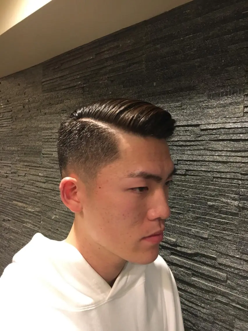ショート メンズ 牧 颯斗のヘアスタイル
