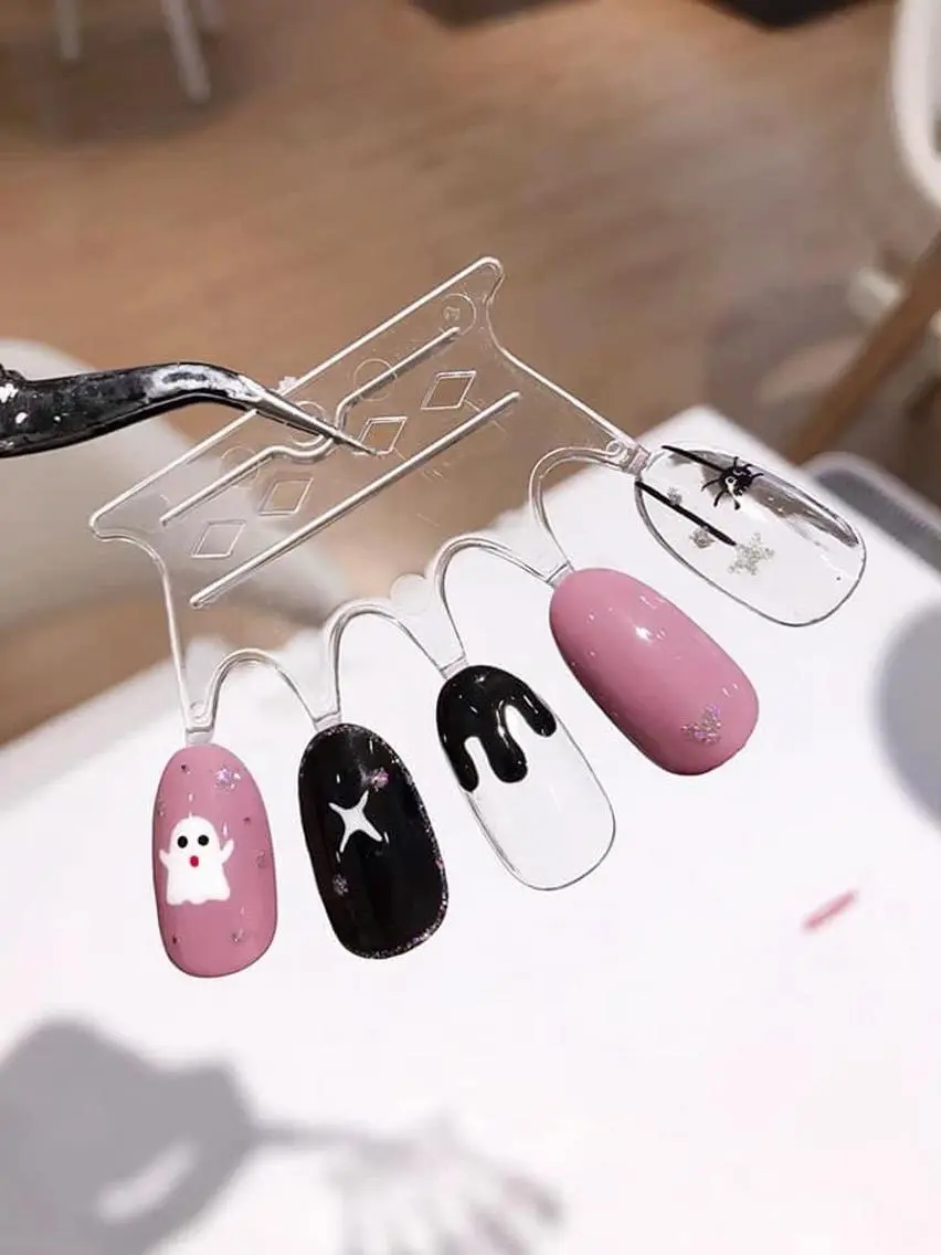 ネイル Tina Nailstudioのネイルデザイン