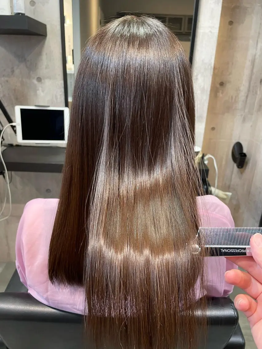 ロング トリートメント 酸熱トリートメント カット トリートメント 👑髪質改善カラー 中垣斗希のヘアスタイル