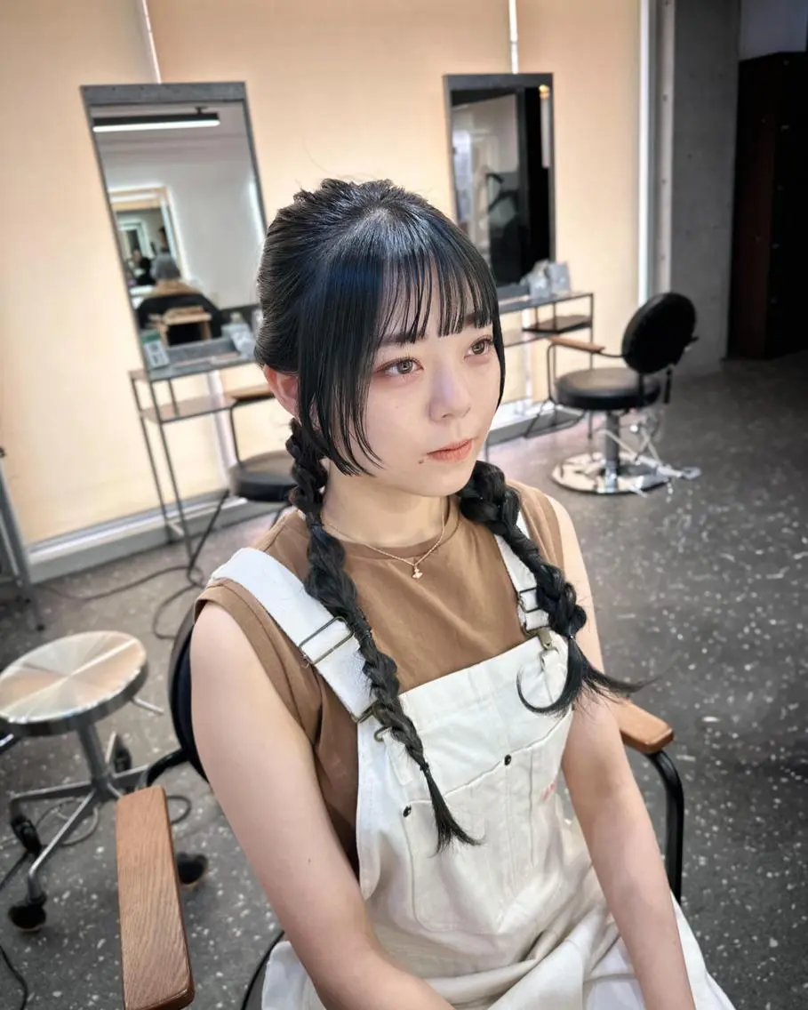 ロング カラー 透明感カラー 顔まわりレイヤー 韓国風ヘア レイヤーカット ロング カット ヘアカラー トリートメント 要プライベートサロン vert🌿マルイ裏のヘアスタイル