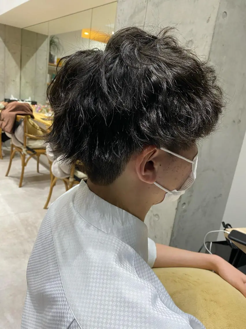 ミディアム パーマ カット パーマ トリートメント 似合う髪型見つけます AYAKAのヘアスタイル