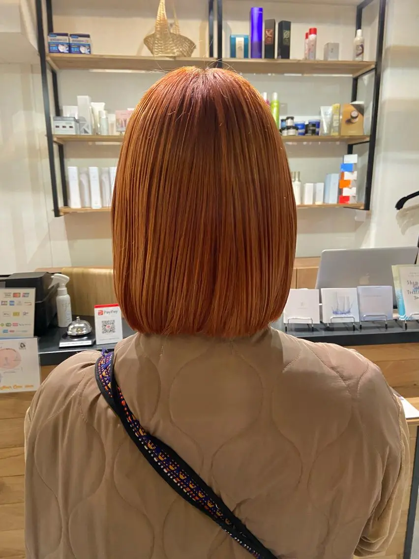 ミディアム カラー ヘアアレンジ ブリーチ オレンジ 田中 あやなのヘアスタイル