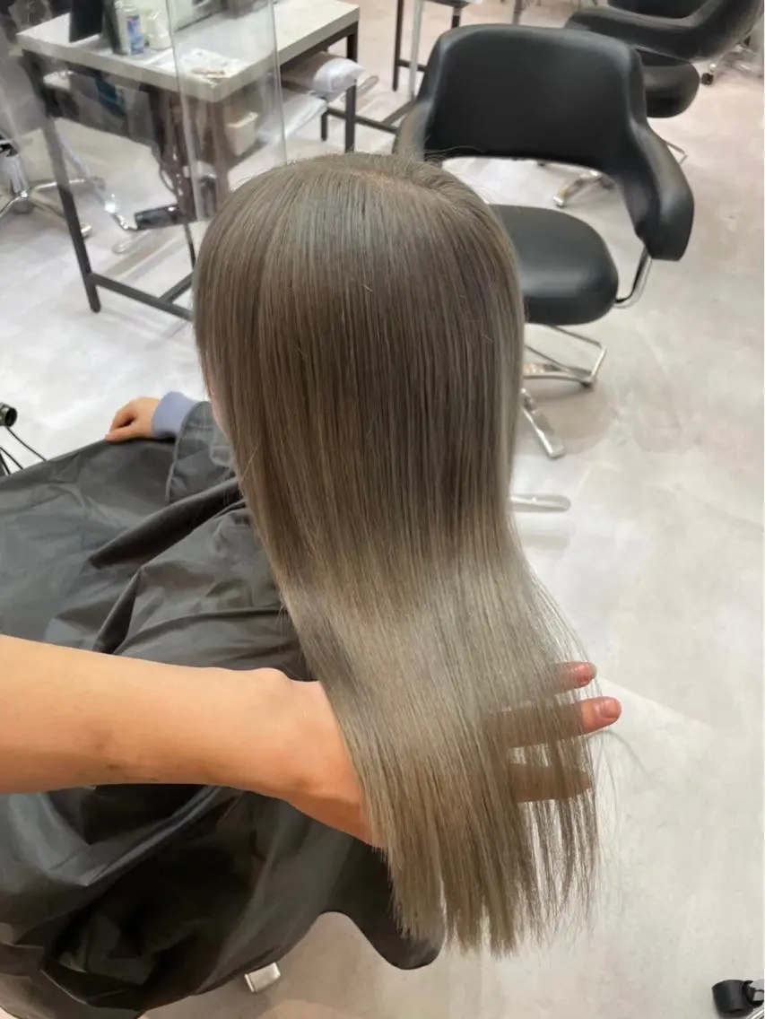ロング カラー 🩵レイヤー✖︎ 髪質改善🩵リョウヤのヘアスタイル