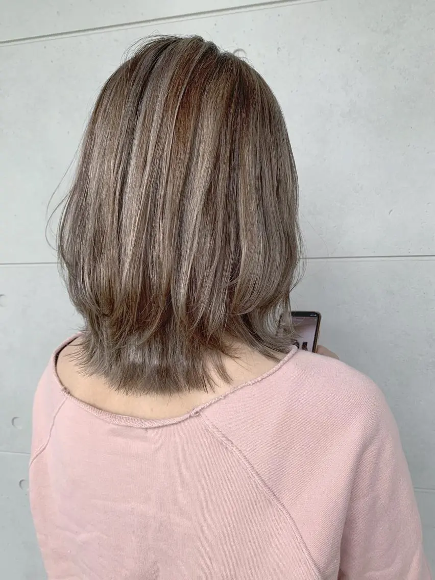 ミディアム ハイライト カット ヘアカラー 中村 侑弘のヘアスタイル