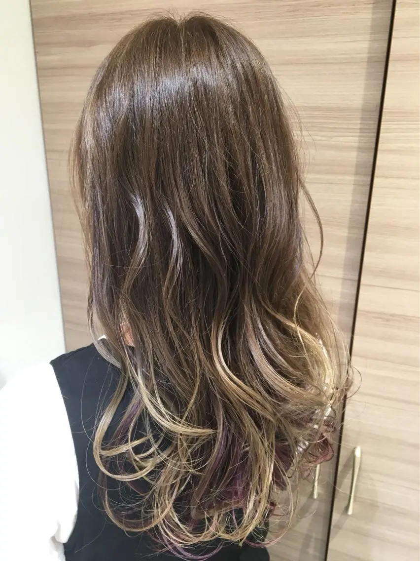 ロング カラー ヘアアレンジ 白髪ぼかしハイライト 茗荷谷駅徒歩2分のヘアスタイル