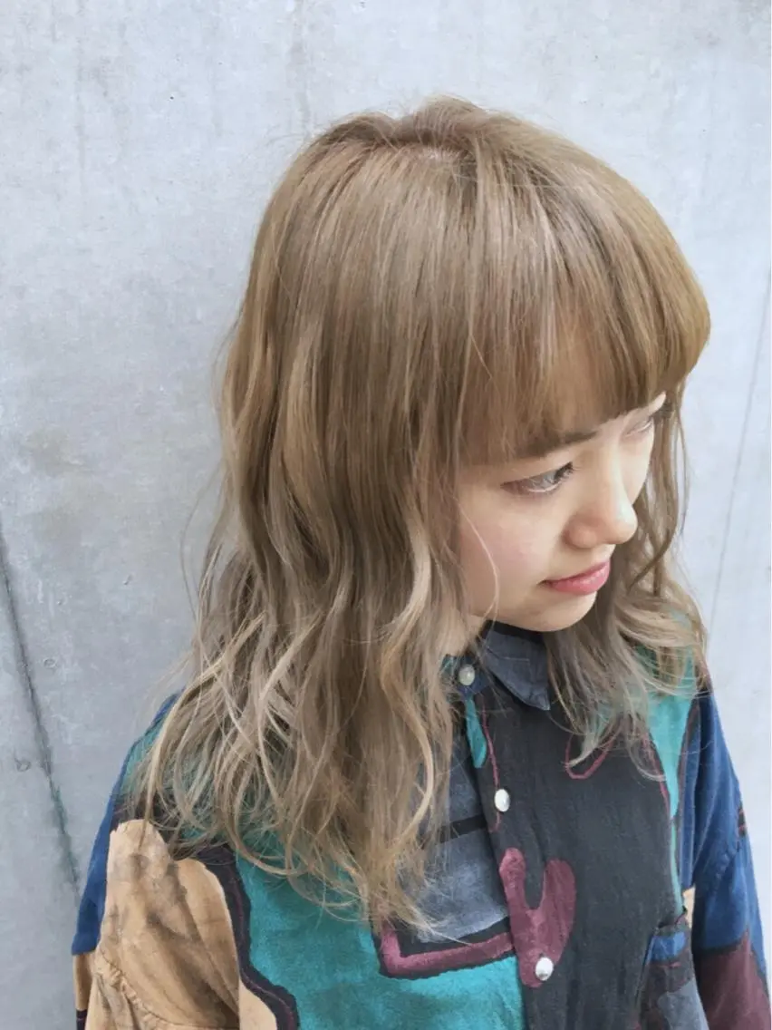 ロング カラー ベージュカラー ハイトーンカラー ヘアカラー トリートメント ✨髪質改善縮毛矯正✨ 宇田川修平のヘアスタイル
