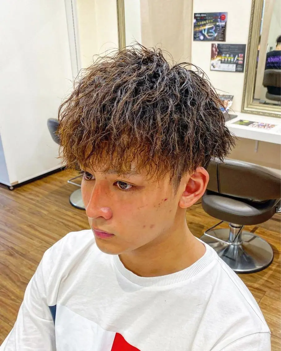 パーマ メンズ ビジネス カルマパーマ マッシュ メンズパーマ プードルパーマ 🟦横浜駅メンズパー マ｜小上馬淳司🟦のヘアスタイル