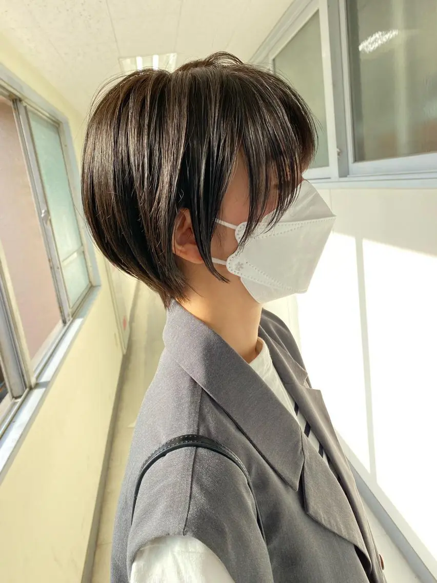 ショート カラー ブリーチ ケアブリーチ 透明感カラー ダブルカラー ハイライトカラー 中北篤志 ショートボブのヘアスタイル