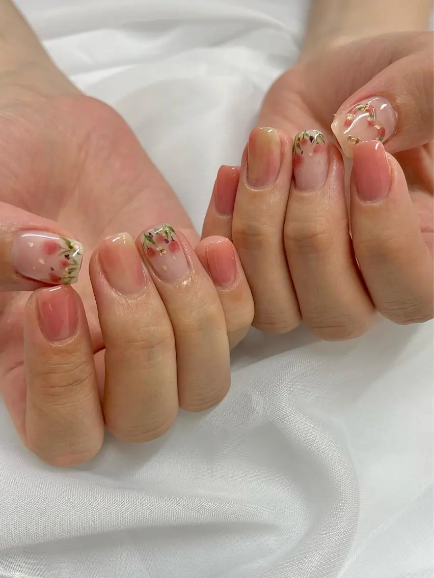 ネイル ハンドネイル フットネイル Nailsalon Fave/Rinaのネイルデザイン