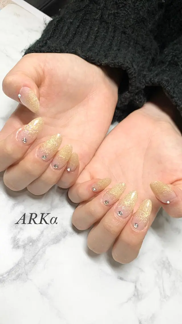 ロング ネイル ハンドネイル Nailsalon ARKαのネイルデザイン