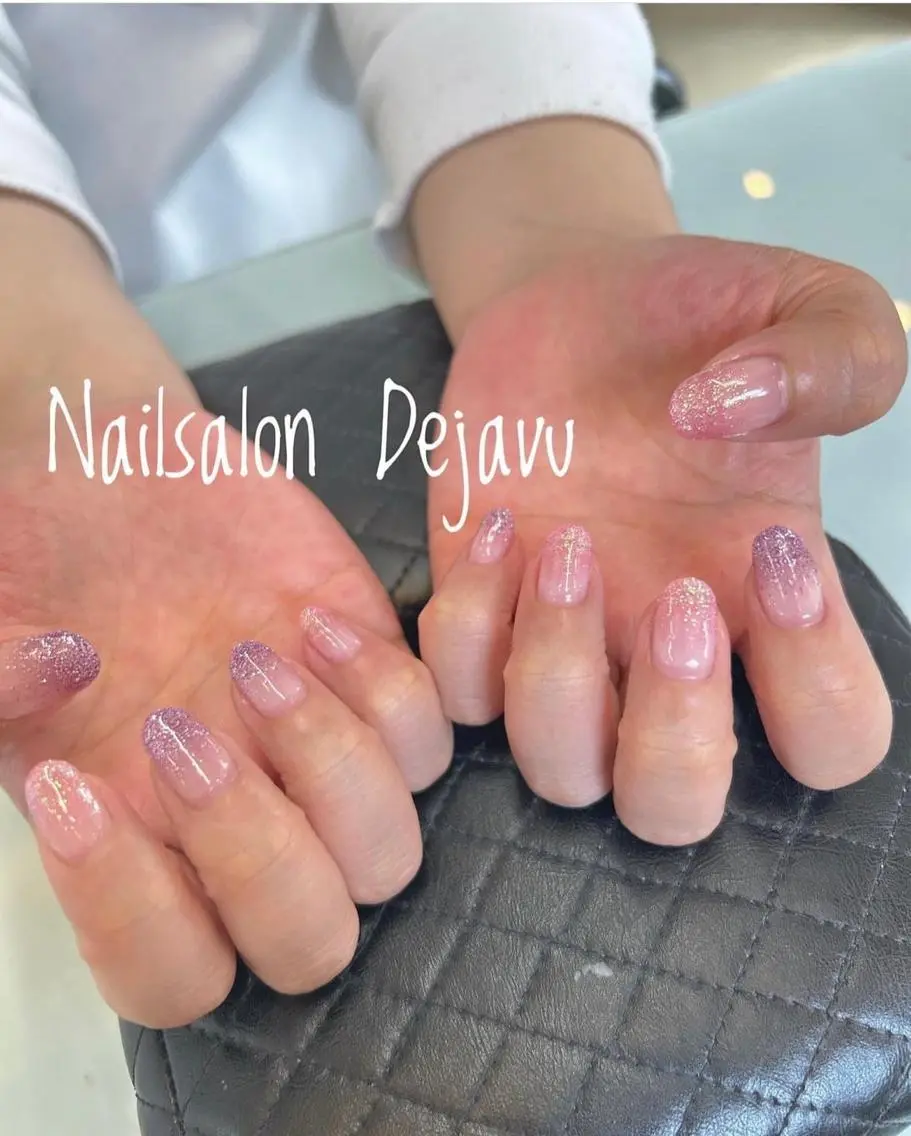 ネイル アートネイル ジェルネイル グラデーション ラメ(グリッター) ラメグラデーション ハンドネイル Nailsalon Dejavuのネイルデザイン