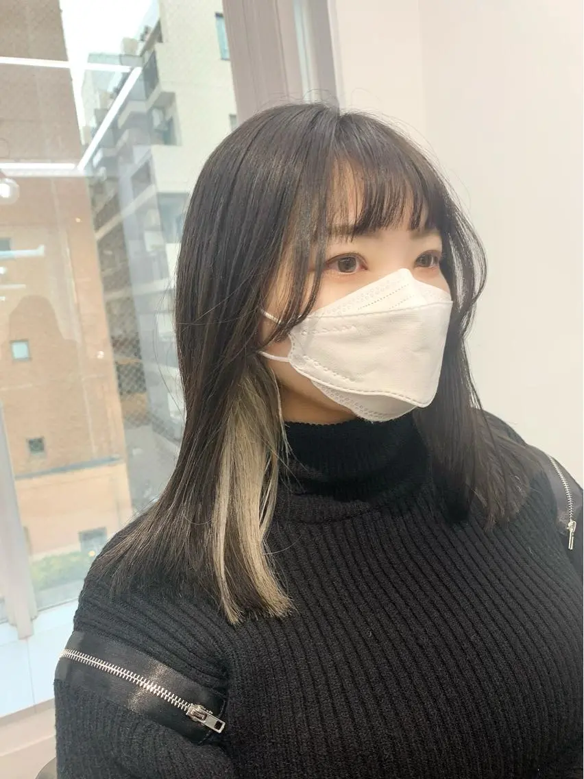 セミロング カラー パーマ ヘアアレンジ メンズ キッズ ネイル マツエク・マツパ アイブロウ 似合せレイヤー／ 柔らか透明感カラーのヘアスタイル