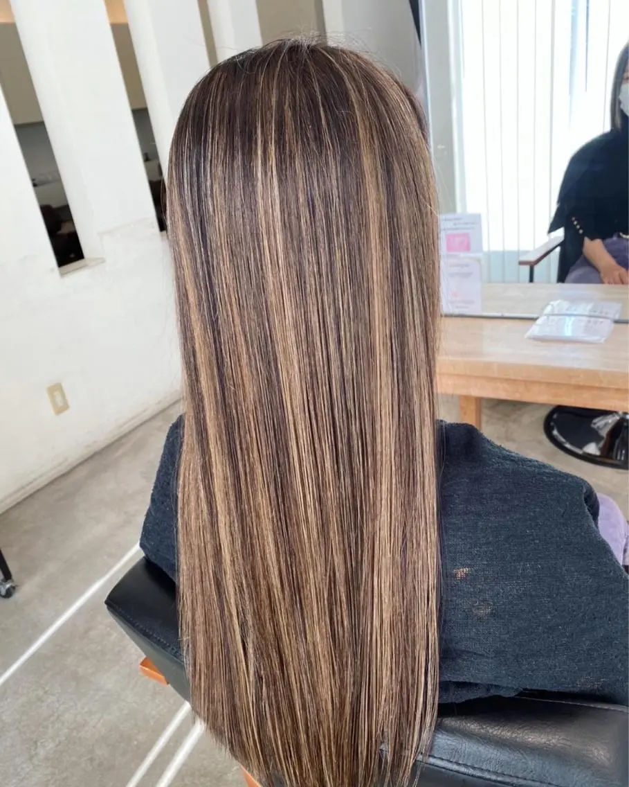 ロング レイヤーカット カット ヘアカラー パーマ トリートメント addict⭐️ 江川　颯也💎のヘアスタイル