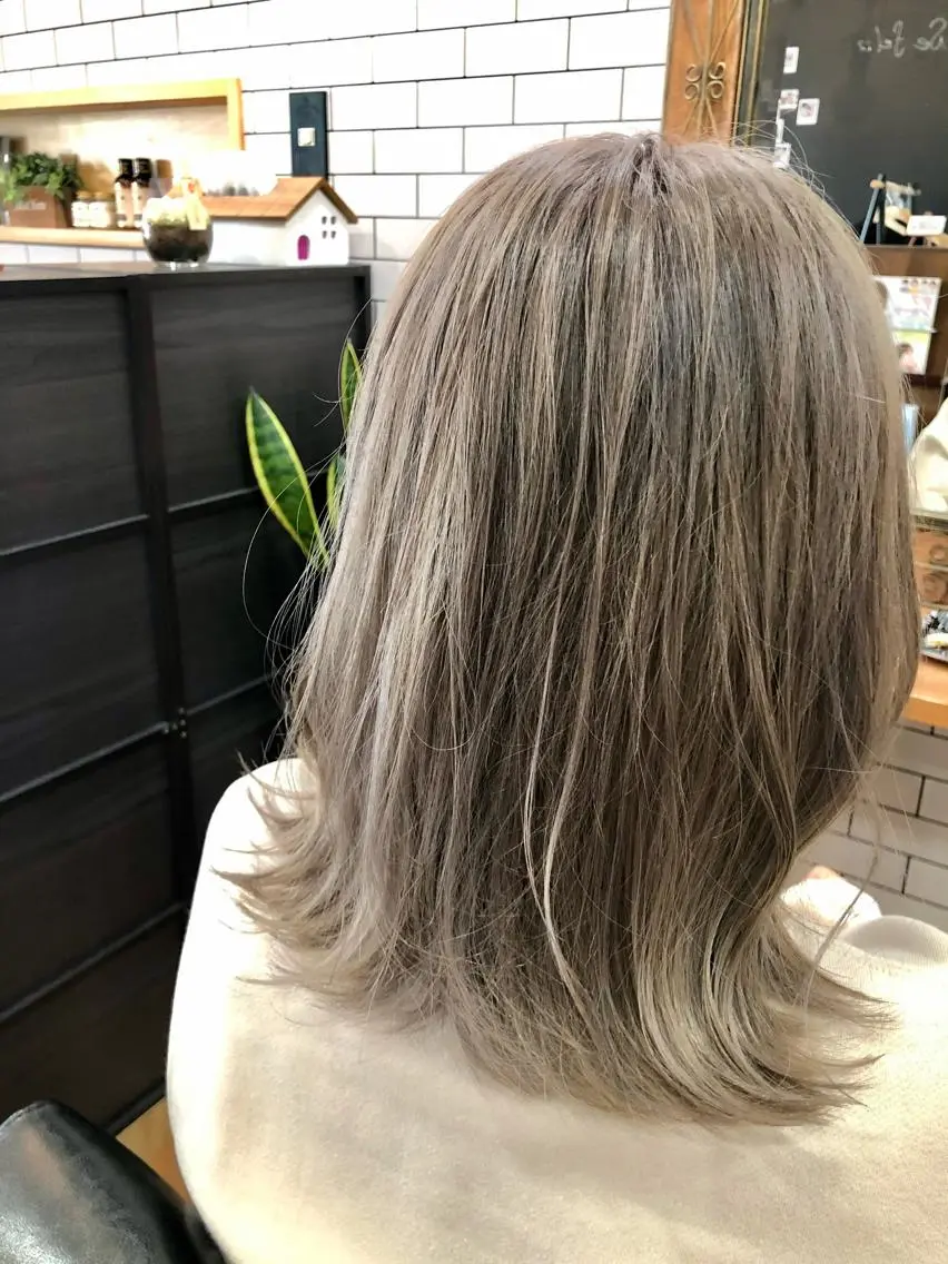 ミディアム ヘアカラー トリートメント THREE 関根大のヘアスタイル