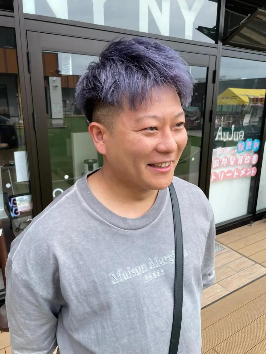 ショート カラー メンズ ラベンダーカラー メンズヘア特化 崎田 成人のヘアスタイル