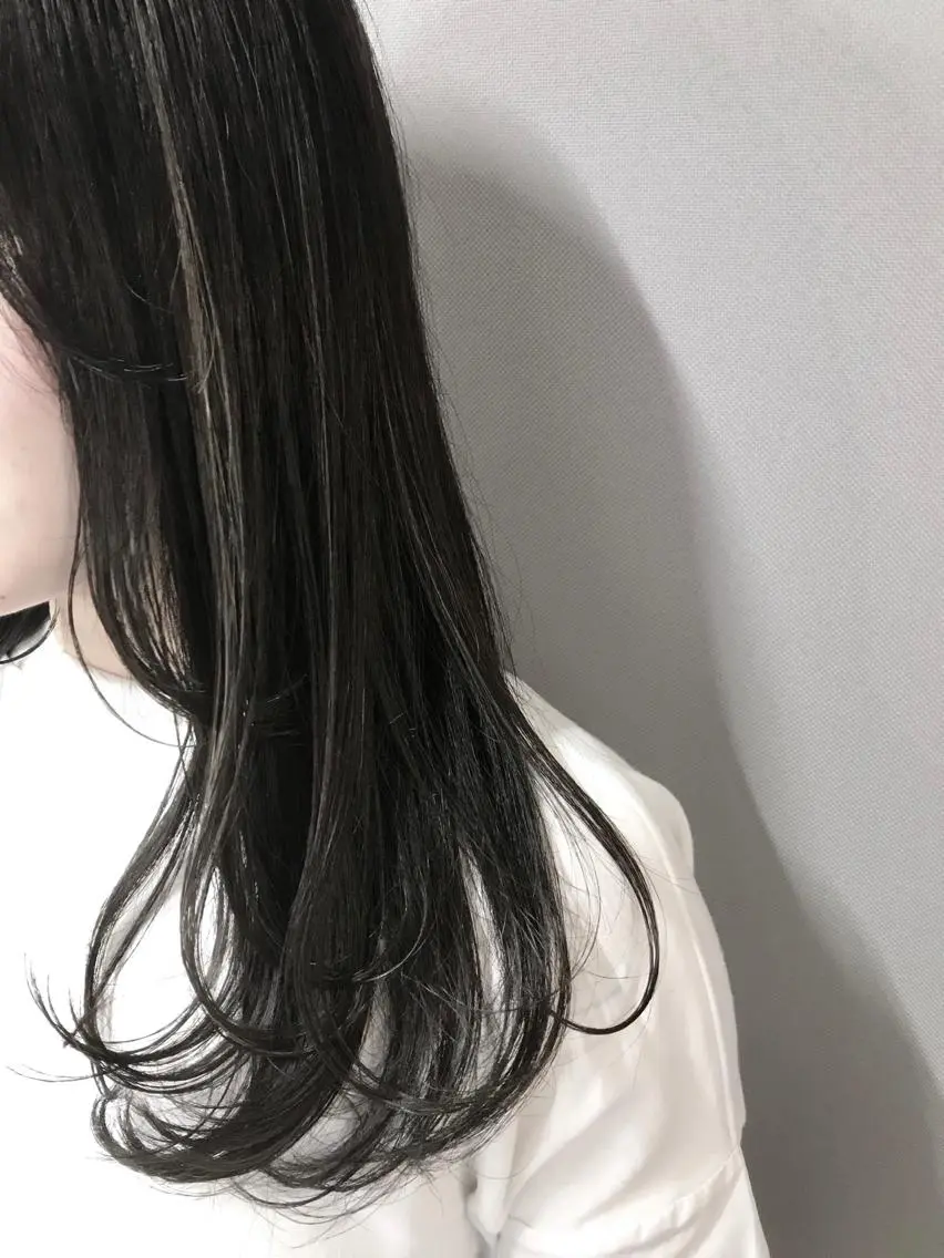 ロング カラー ハイライトカラー ハイライト ヘアカラー トリートメント 新井 広樹のヘアスタイル