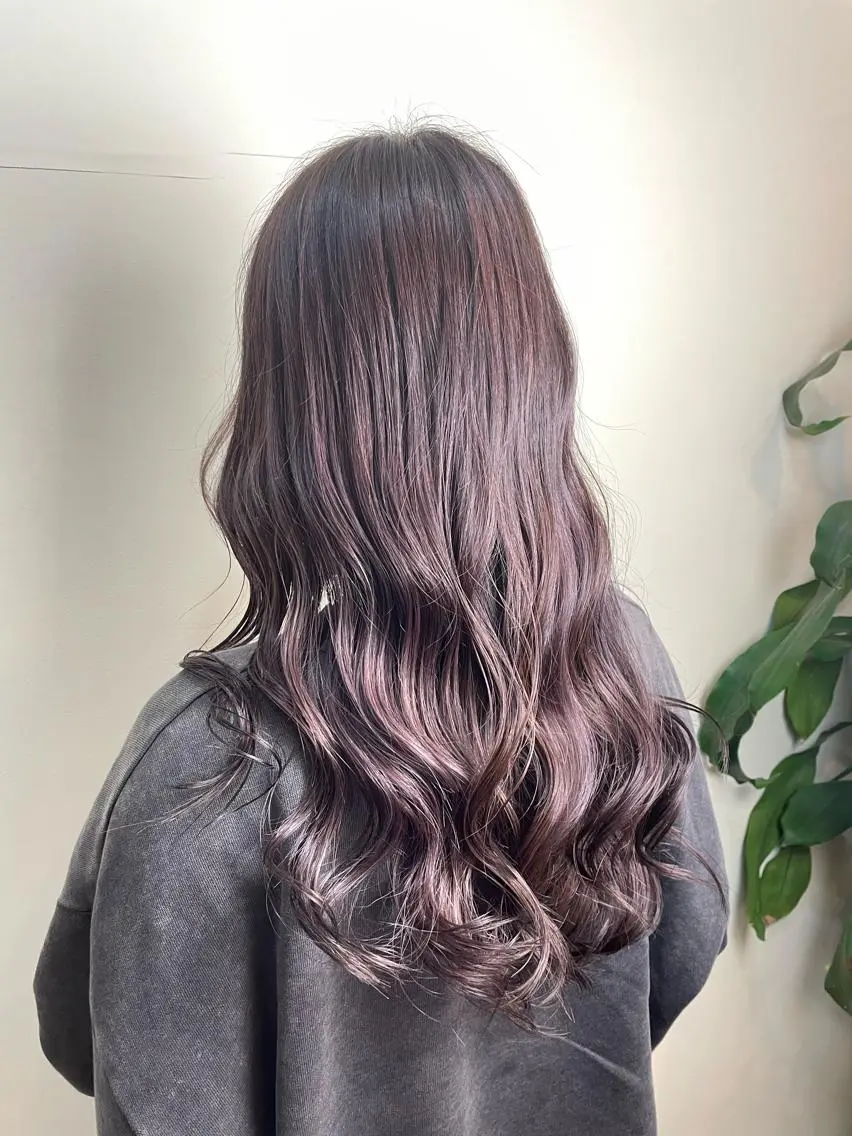 ロング カラー シールエクステ バレイヤージュ ブリーチ ケアブリーチ ダブルカラー カット ヘアカラー WEST OLAND加藤圭介のヘアスタイル