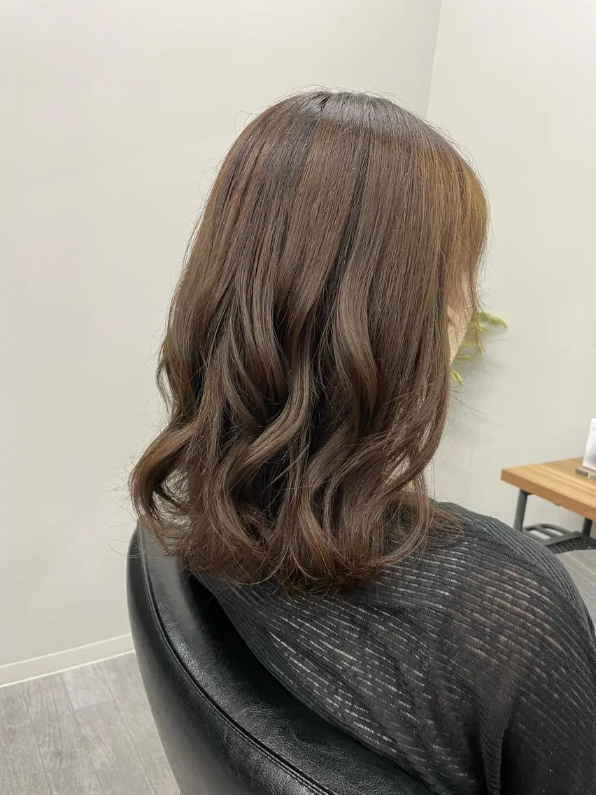 ロング カラー ベージュカラー けいと髪質改善 全年齢リピート多数のヘアスタイル