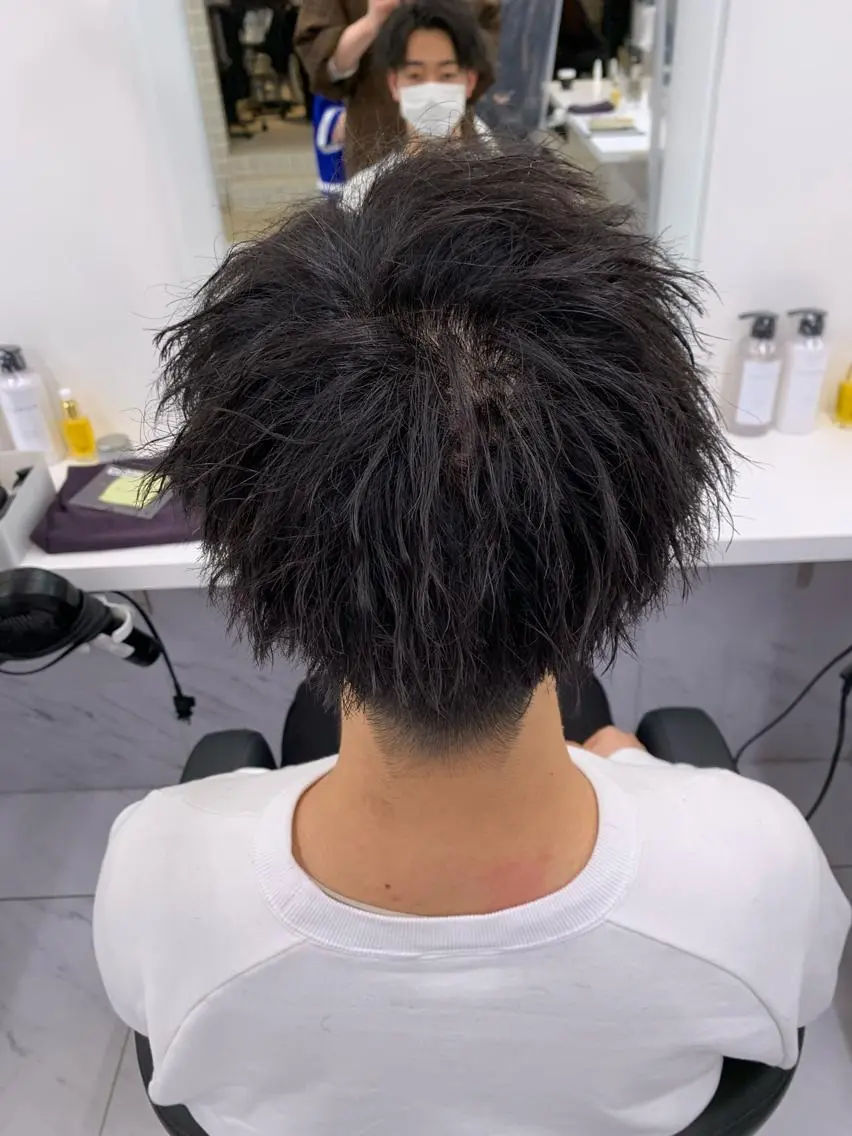 ショート カラー パーマ メンズ メンズパーマ特化 TAIGAのヘアスタイル