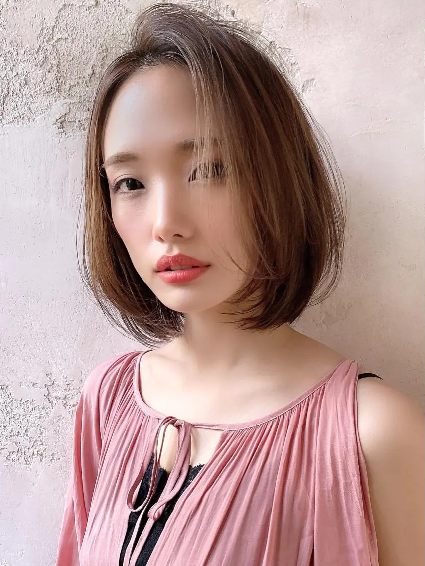ショート カラー 透明感カラー ボブ かきあげバング カット ヘアカラー トリートメント ツヤ髪になりたい方へ 🩷柴田知亜希のヘアスタイル