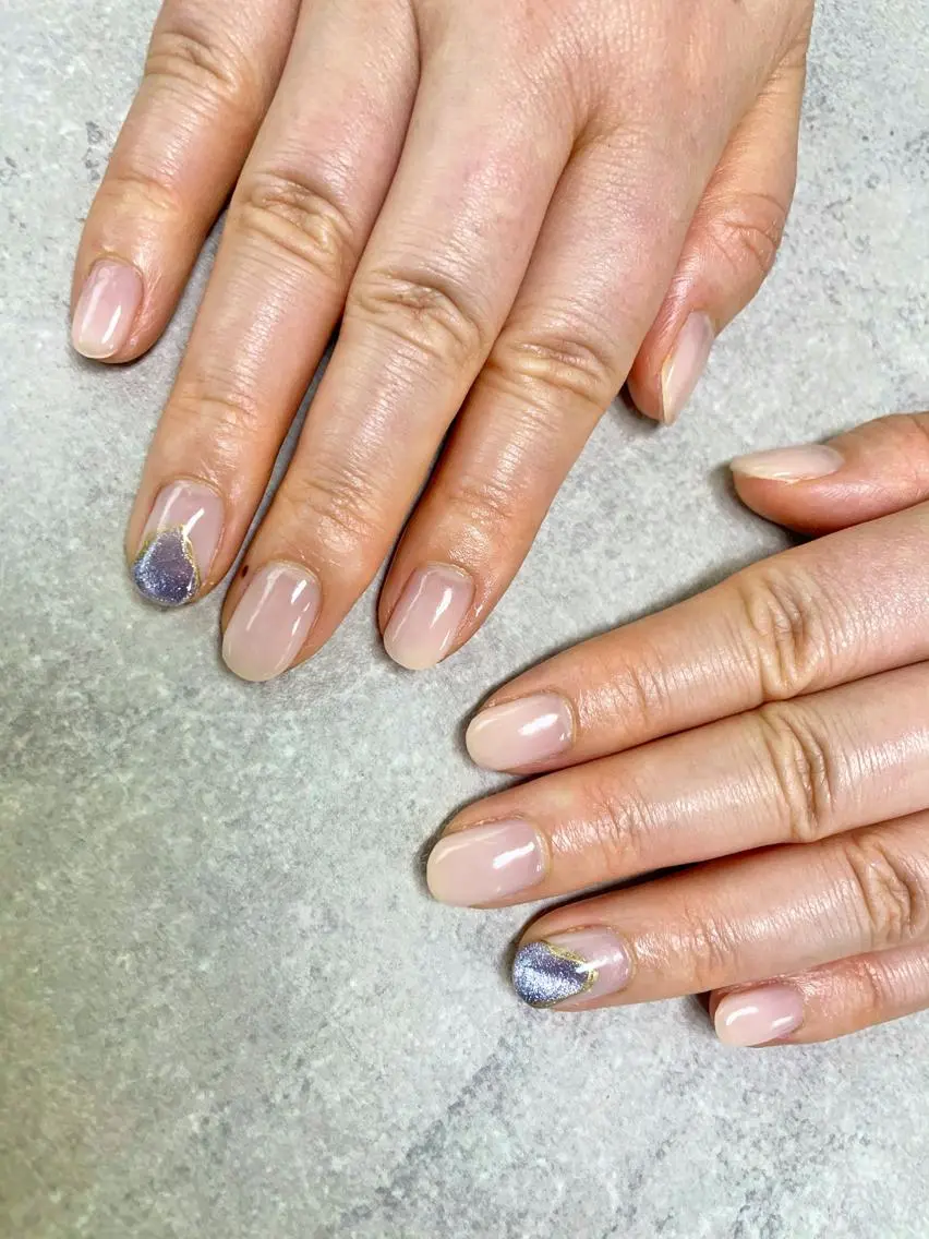 ネイル グラデーション マグネットネイル ネイビー ホワイト FASTNAIL PLUS 新宿店のネイルデザイン