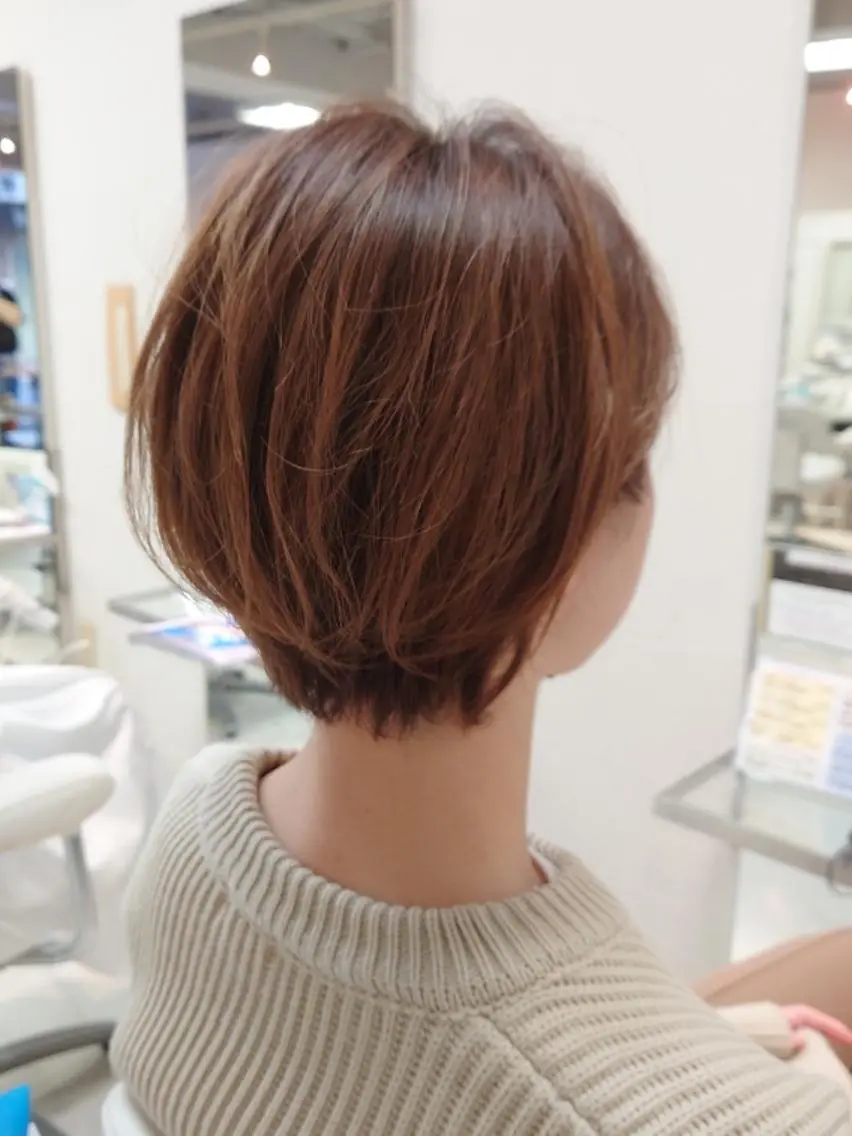 ショート カット ヘアカラー nagane sayakaのヘアスタイル