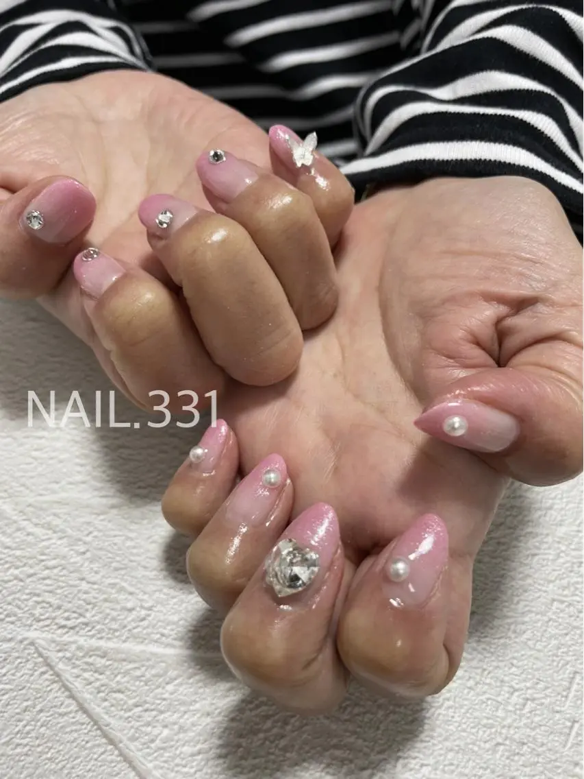 ネイル Nail 331のネイルデザイン