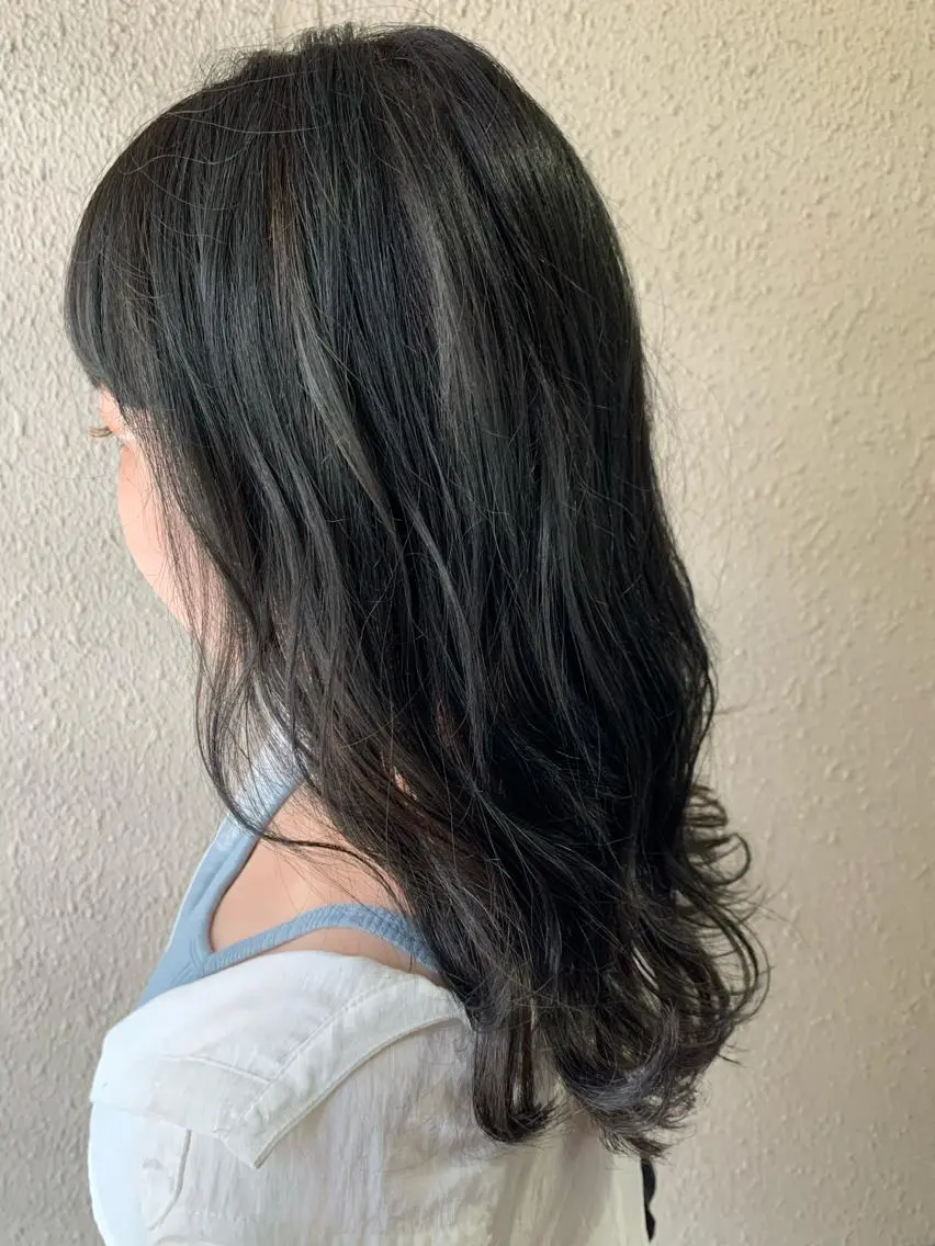 セミロング カラー オリーブグレー サダハルカ |chouetteのヘアスタイル