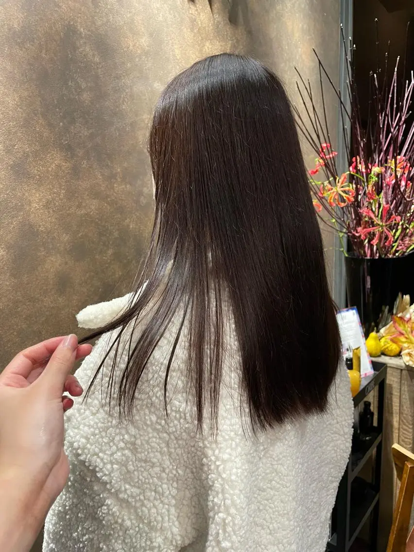 ミディアム ヘアカラー 松木 花鈴のヘアスタイル