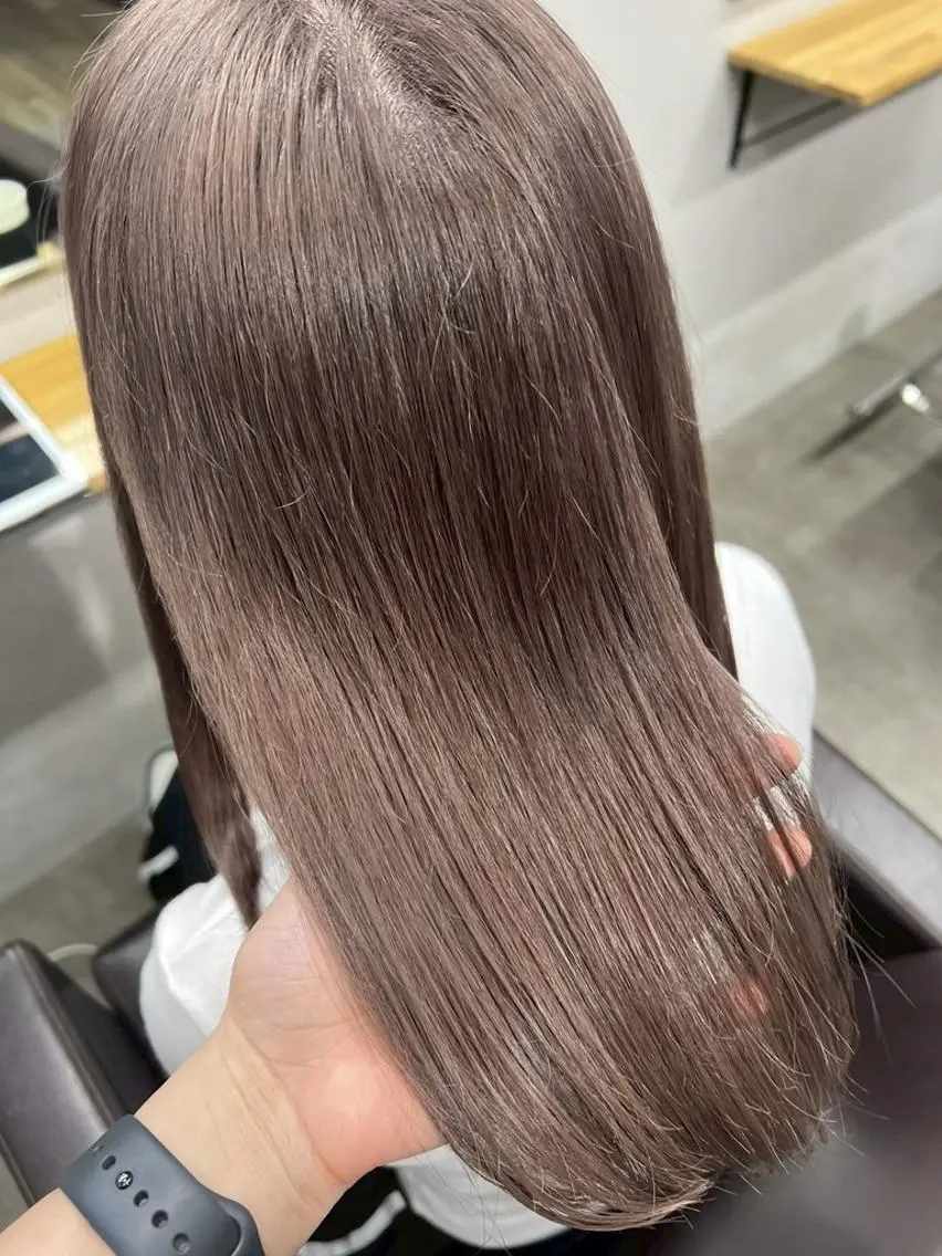 ロング カラー ブリーチ ダブルカラー ヘアカラー トリートメント ✨【公式】 juhl.横浜✨のヘアスタイル