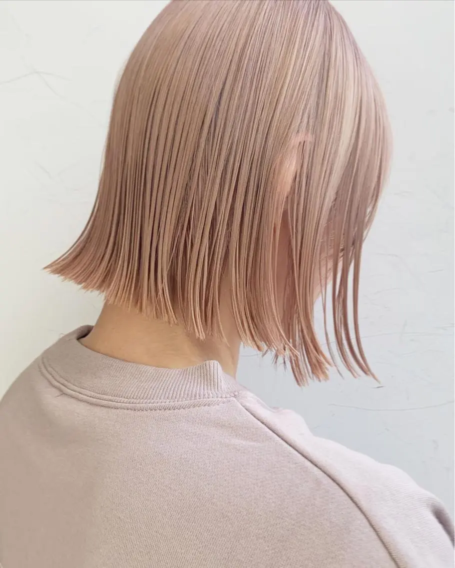 ショート カラー ベージュカラー 透明感カラー グレージュ ボブ カット ヘアカラー トリートメント レイヤー専門家 ダブルカラー修のヘアスタイル