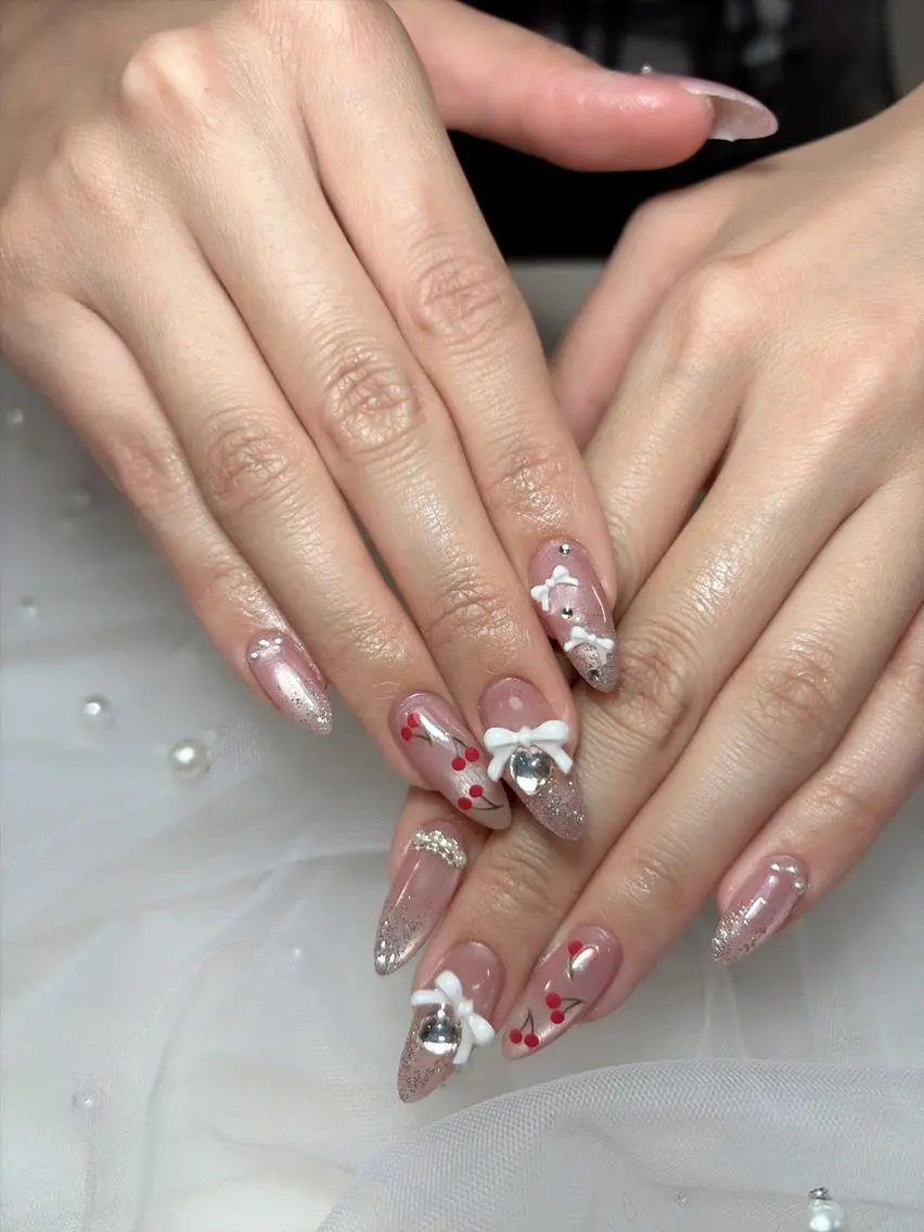 ネイル ハンドネイル KIRA Nailsのネイルデザイン