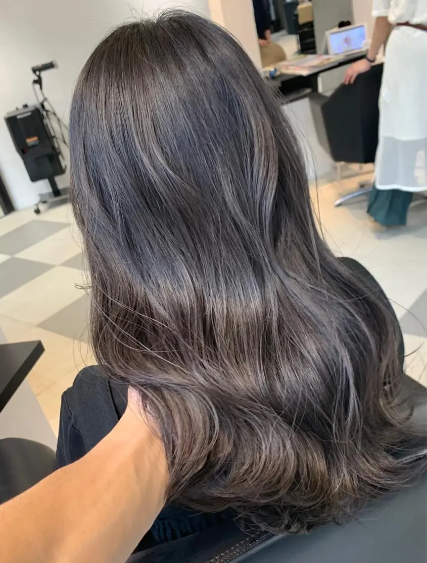 ロング カット ヘアカラー トリートメント 牧内 拓のヘアスタイル