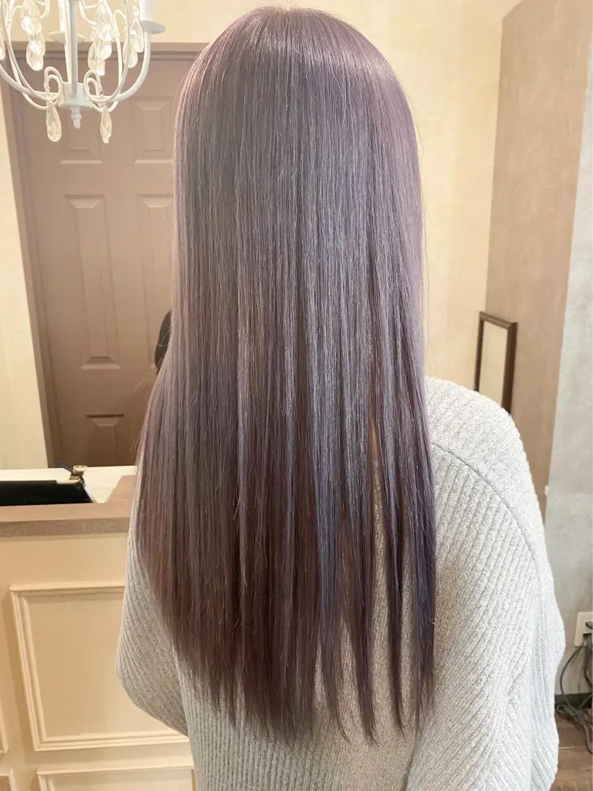 カラー ブリーチ 田井中 悠紀のヘアスタイル