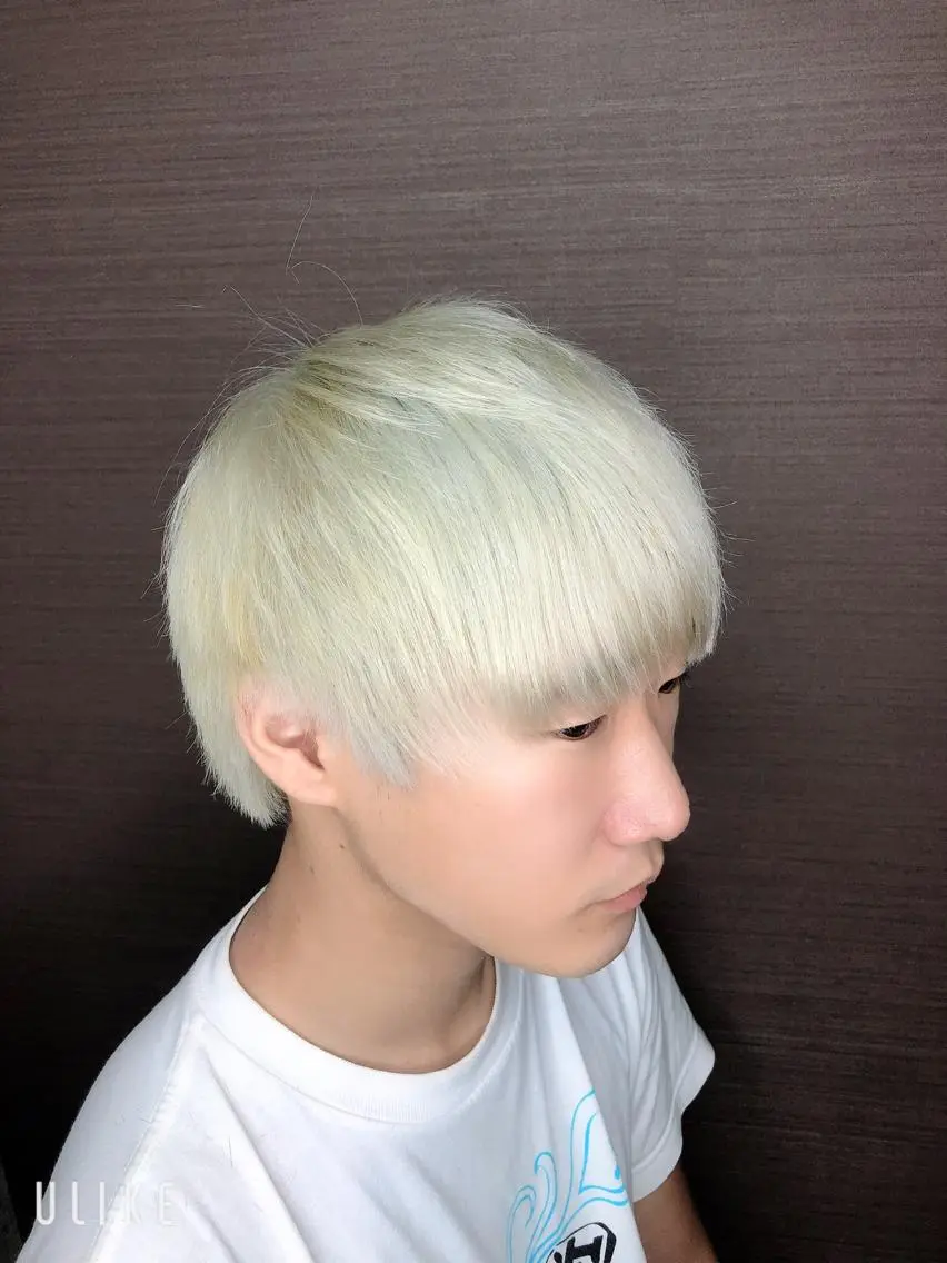 ショート カラー メンズ メンズブリーチ ブリーチ カット ヘアカラー トリートメント メンズ特化美容師 大貫友也のヘアスタイル