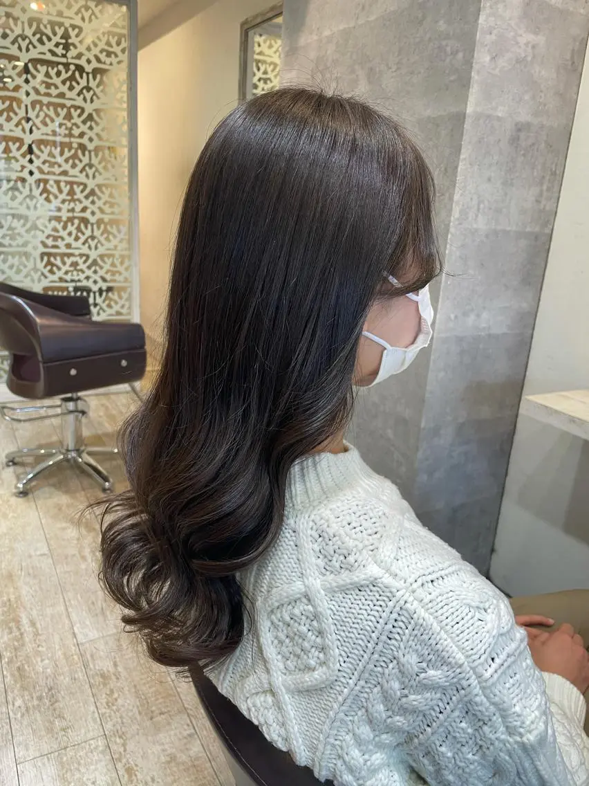 ロング カラー カット ヘアカラー 小顔/似合わせカット 杉山莉菜のヘアスタイル