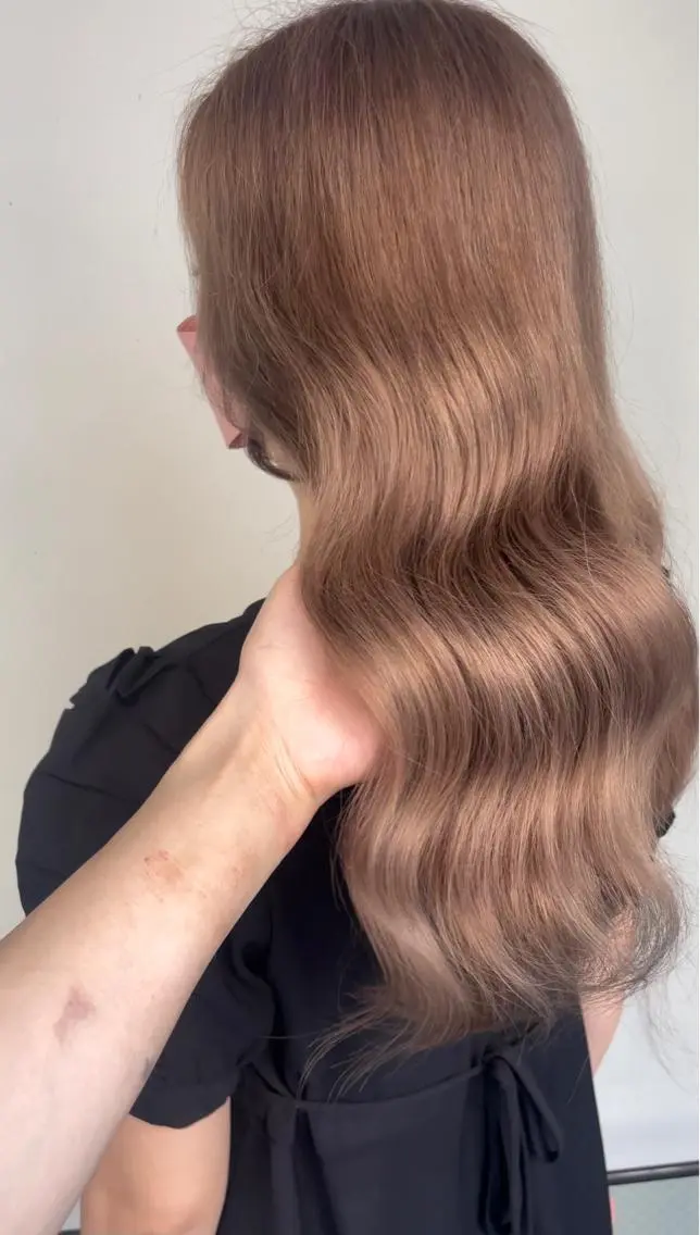 セミロング カラー ベージュカラー チヒョ🦋 韓国hair🇰🇷のヘアスタイル
