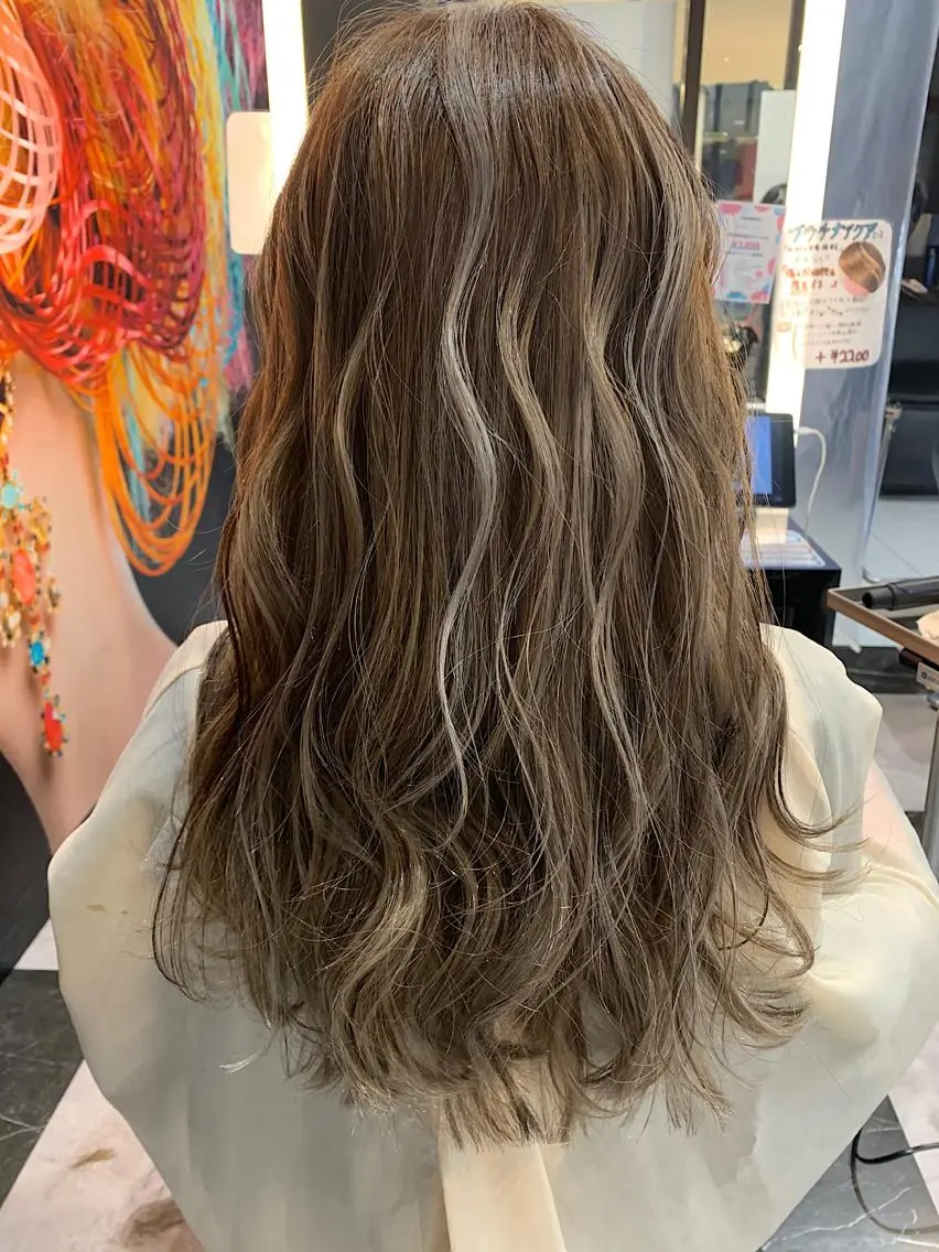 セミロング カット ヘアカラー トリートメント 中村 侑弘のヘアスタイル