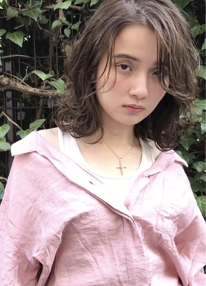 セミロング カラー カット ヘアカラー トリートメント 一ノ瀬 暁のヘアスタイル