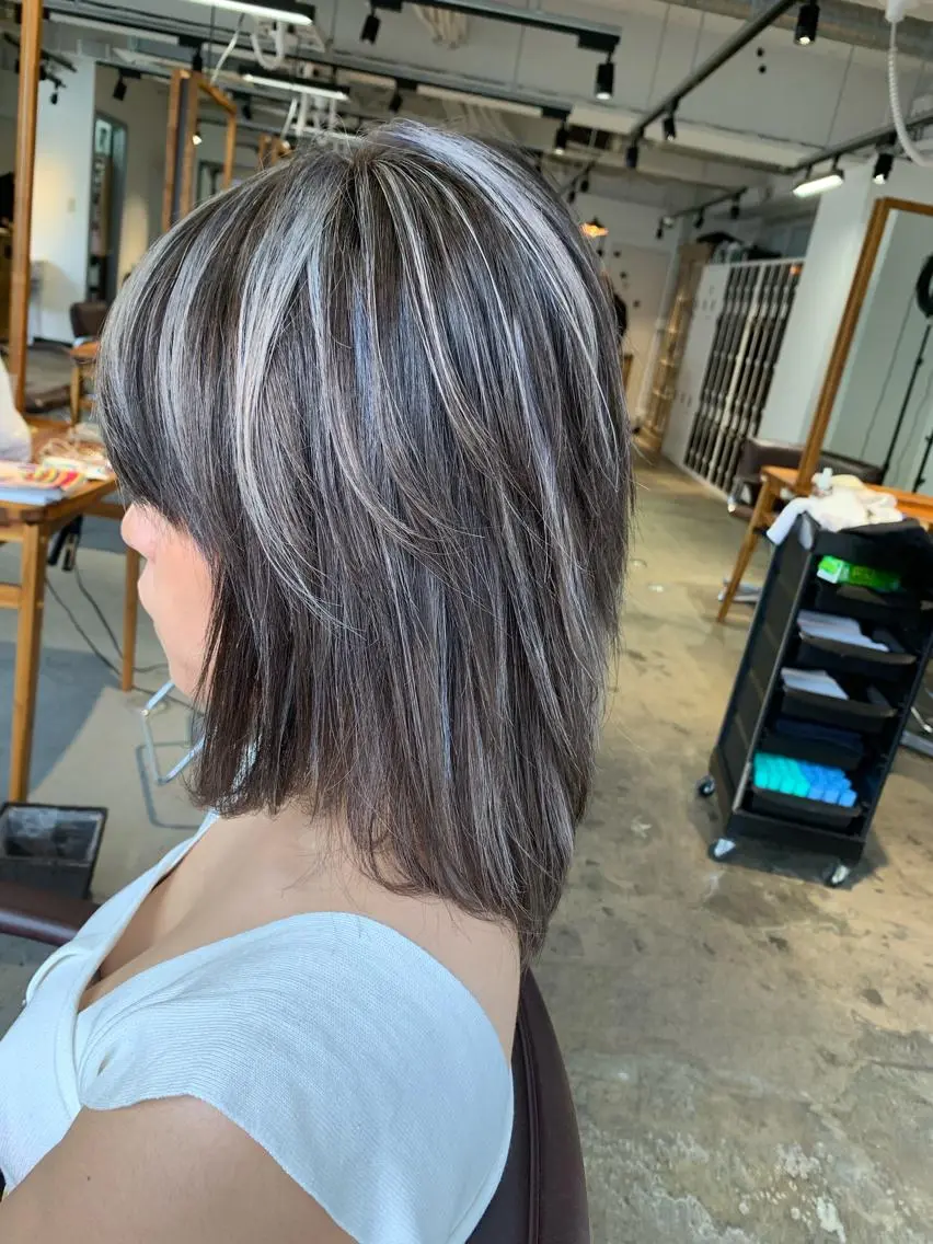 ショート カラー ハイライトバレイヤー ジュ🎨川村聖吾🎨のヘアスタイル